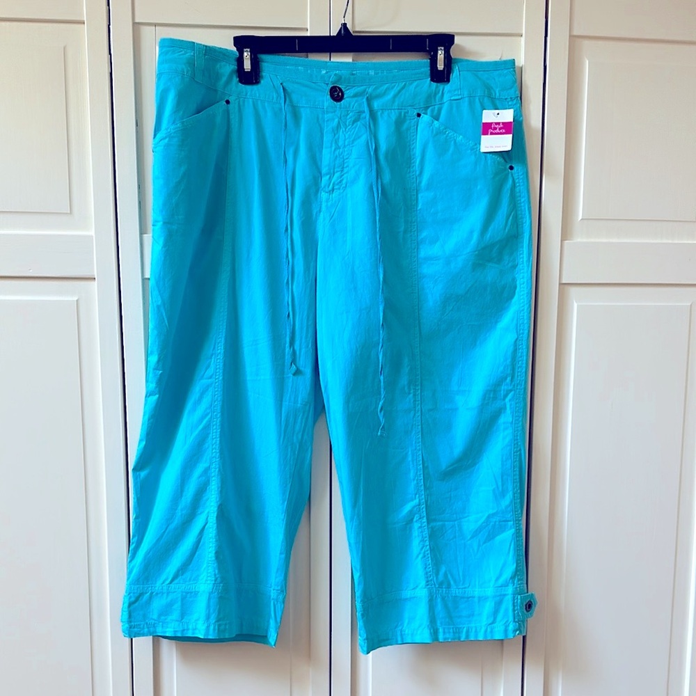Fresh Produce Broadcloth Safari Capris Cropped Pants Capri NWT